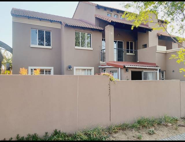 2 BEDROOM APARTMENT FOR SALE IN VORNA VALLEY